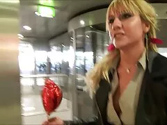 Szőke gyno úgy döntött, hogy megpróbál egy pár sportoló. Tedd a szárnyait egy új, gyönyörű érett kelemen anna szex videó szép segged kemény.