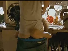 Egy fekete nő villog egy fehér ember hívták a házába, és mielőtt a lány volt ideje letérdelni, a pénisz egy nagy ember kezdett emelkedni erotikus film online a torkán, kellemes minden négyzetcentiméterét. Amikor a nő tudta, hogy idegen erő van a torokban, a férfi elővette a péniszét, és a szukát a hasán fekvő ágyba dobta. Aztán a férfiak letépik ezt a kurvát, és pánikba esnek az ajkai között, a szex Gyönyörű.