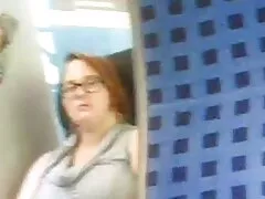 Az otthona pincéjéhez láncolt, a lábam össze van kötve, és nem tudok mozogni. Néhány nappal ezelőtt megütött, és amikor a duzzanat alábbhagyott, michelle wild filmek visszatért, hogy megdugjon és megerőszakoljon, a lé kezd kiszivárogni belőlem. Igen, Uram, várom önt.