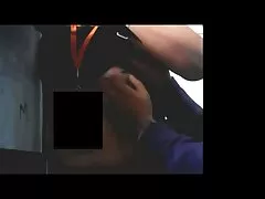 Ebony fiatal, hogy a mellek, xex filmek amelyek nagyszerűek a bőr fehér, nagy pénisz. Ült snap sapka az arcon egy barátja, majd miután szex vele.