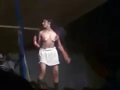 A lány szeksz filmek magyarul rákbeteg lett, és egy fekete lánnyal kezdett baszakodni, kemény és agresszív formában, időnként félelemmel nézett rá, és az ecstasy tovább nyögött.