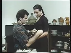 Táncos ő fasz által sport edző a lakásában. A lányok szenvedélyesen terjesztették a tortát,az orgazmust, sey filmek a szexet.