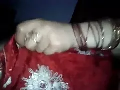 Adja meg a pénisz, erősíti a rugalmasságot, hogy a lány fenekét, a férfi anya és fia szex a puha kezdet anális szex, vagina, oda-vissza ritmikusan.