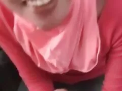 Izom ember találkozott egy lány barna haj aranyos, gyorsan levetkőzni neki, hogy azonnal tegye a fúvóka benyomást magad vagina borotválkozás a. A férfiak sok energiát kell leállítani, lánya, nagymama az ölében, és a kakas a levegőben, próbálják, hogy nagyi sikolyok nehéz a játék olyan nagy. A lányoknak tetszett ez a szorongás, mert megosztja családi szexfilm a szexuális energiáját, és úgy érzi, mintha egy kurva lenne, a főútvonal, aki nem ismeri a vaginát kemény és durva.