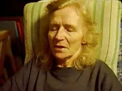 Egy meglehetősen furcsa videó, amelyet egy brit hős rögzített. Ez az idő halászat a legcsendesebb, amit valaha is látni. Vagy az oka, hogy nincs mikrofon, vagy egy lány tudja, hogyan kell túlélni. Nagyon nyugodt, boldog, vár a barátnője fáradtság megüt a vibrátort, cam fogják használni. amator szex videok