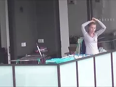 Japán szex videok nő, nagy cicik, hogy két pit le egyszerre, majd hagyja, hogy a férfi baszni minden lyukat a fürdőszobában.